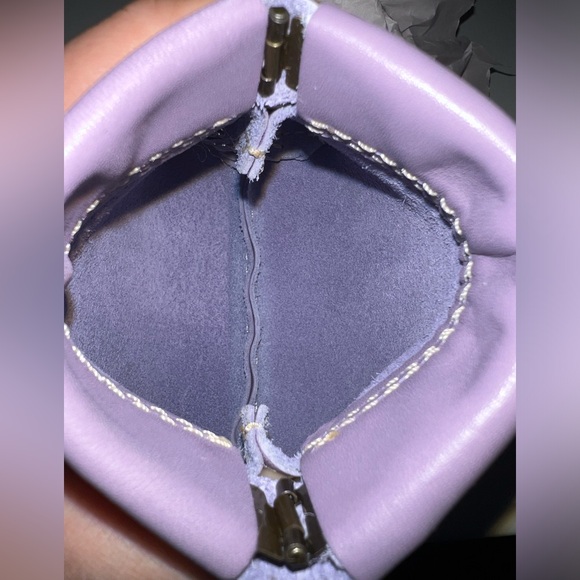 SOLD Portland Leather goods lavender penny pouch - Picture 2 of 4